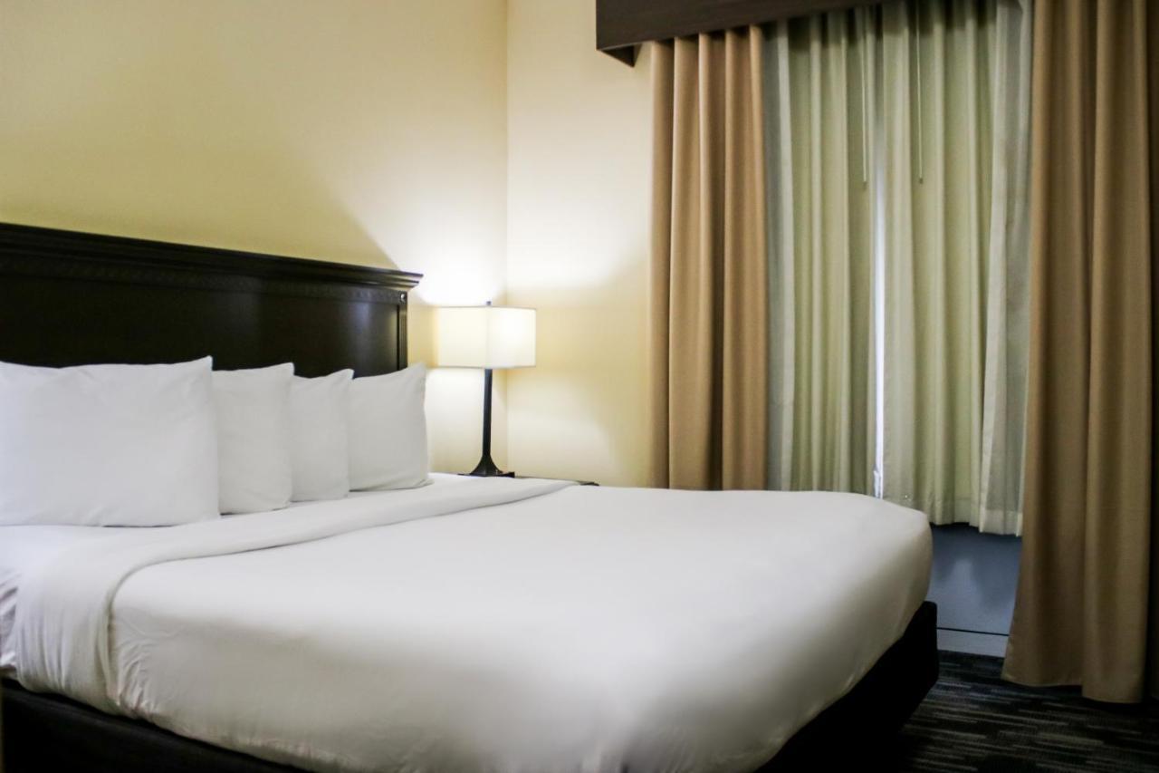 Country Inn & Suites By Radisson, Richmond West At I-64, Va Esterno foto