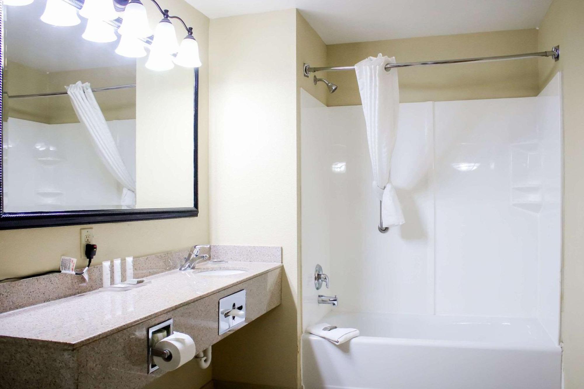 Country Inn & Suites By Radisson, Richmond West At I-64, Va Esterno foto